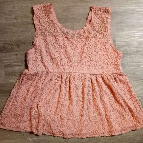 torrid Tops - Torrid Lace Up Sleeveless Blouse/Tops Size 2 Rusty Pink/Peach